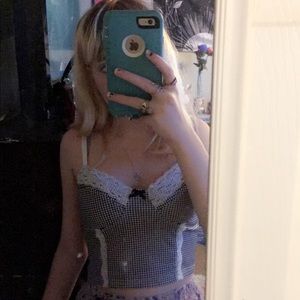 Meet your Posher, Tomijo